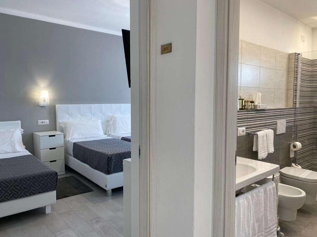 Hotel Raffaelli Villa Angela 포르데데이마르미 외부 사진